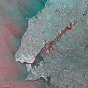 Flooding_around_the_Tejo_River_Portugal_by_Sentinel-1_pillars.jpg